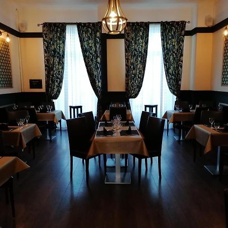 Hostellerie De La Quenoeuille Marquise Ngoại thất bức ảnh